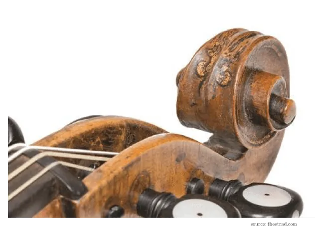The King Andrea Amati Scroll